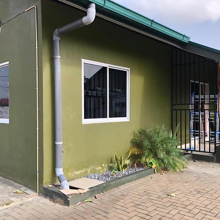 Grapefruitstraat Apartment Paramaribo Luaran gambar