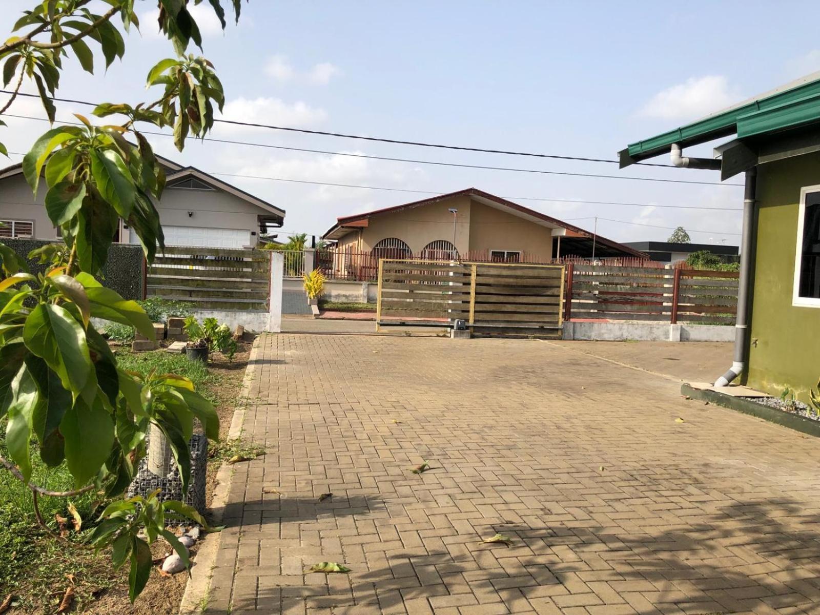 Grapefruitstraat Apartment Paramaribo Luaran gambar